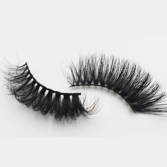 Boss Girl Lashes